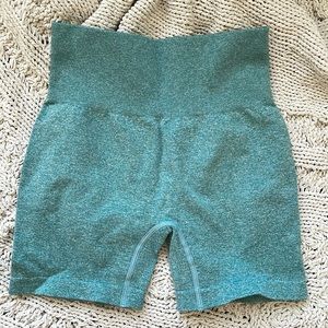 Seamless workout shorts